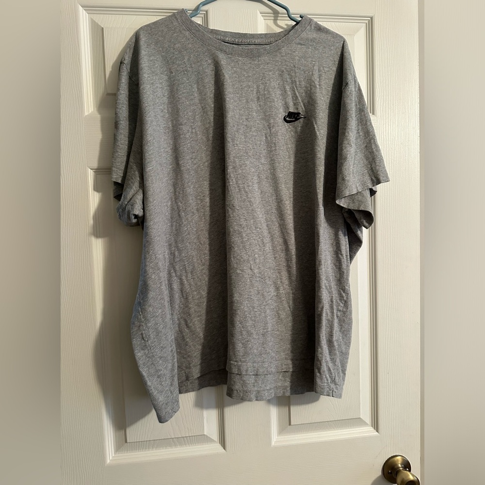Men’s 4XL Gray Nike Tee